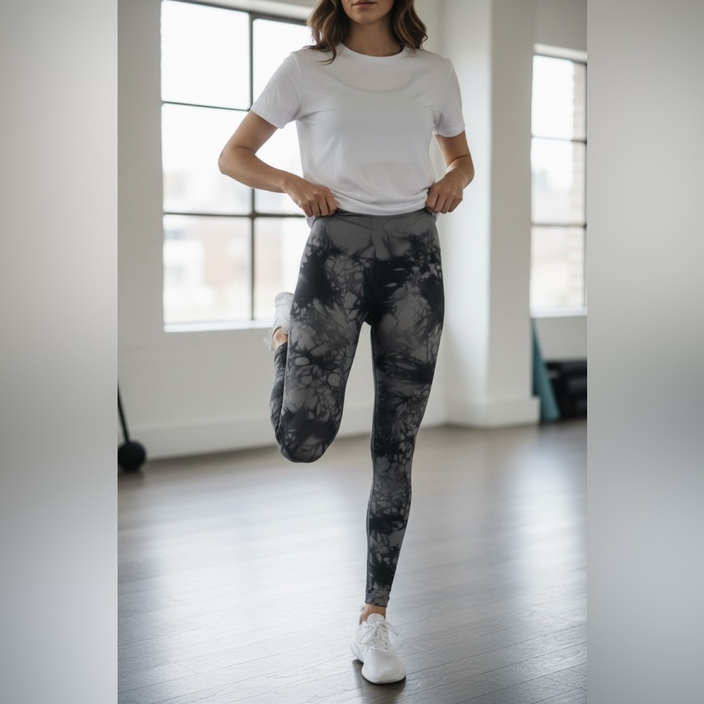 Puma Seamless Leggings NWT • Large High Waist • Soft Compression Fit
